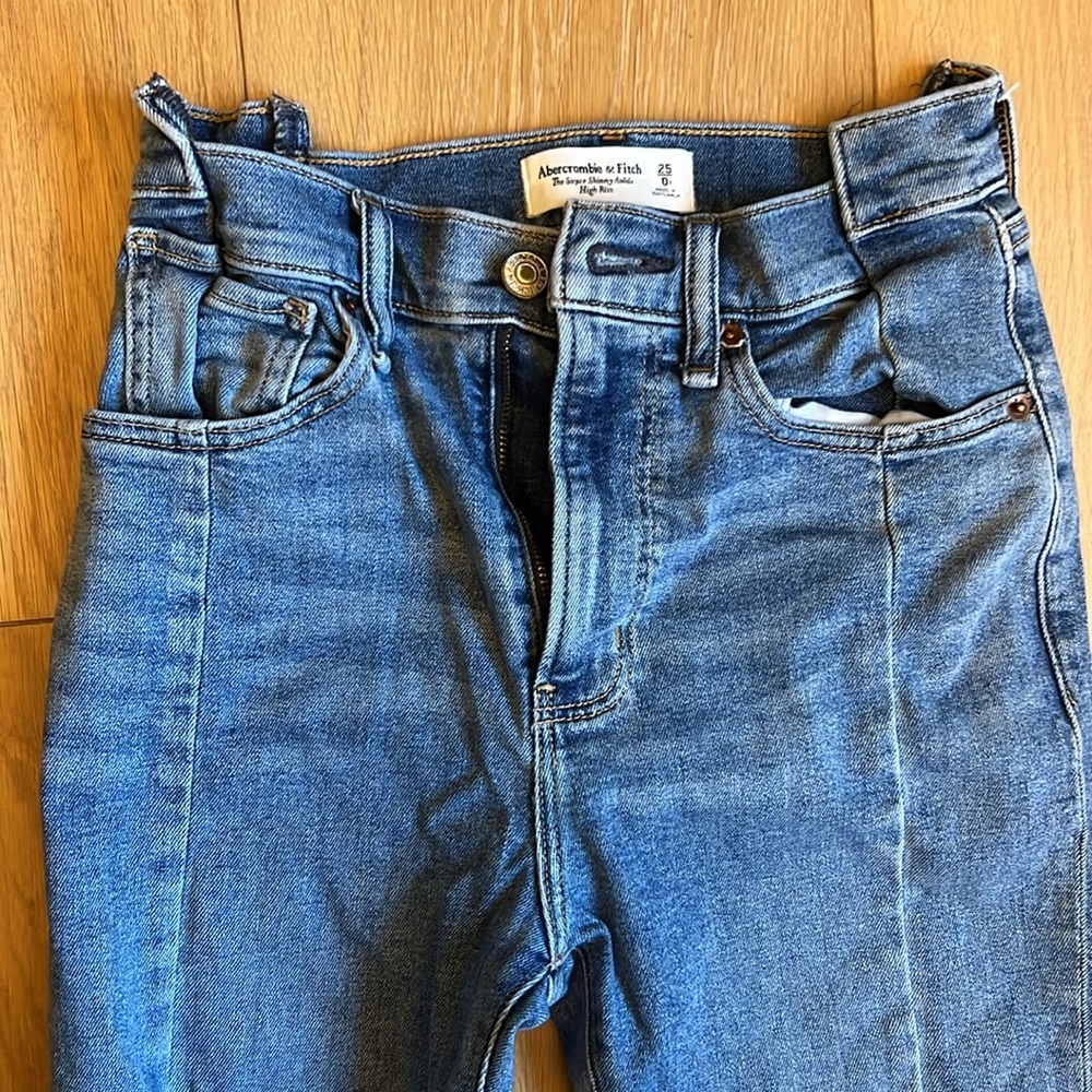 Abercrombie & Fitch Skinny jeans - Picture 3 of 4
